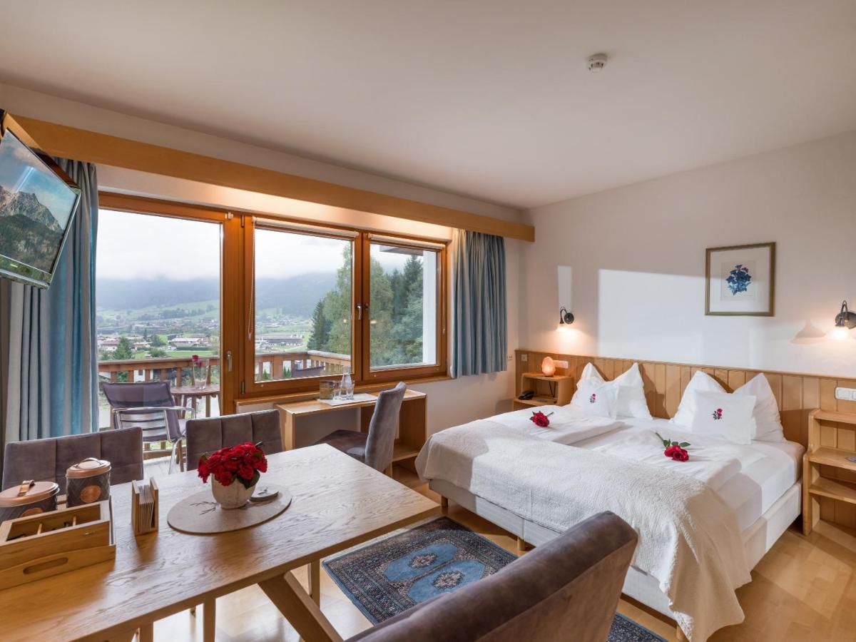 Gartenhotel Rosenhof Bei Kitzbuehel Oberndorf in Tirol Exterior foto